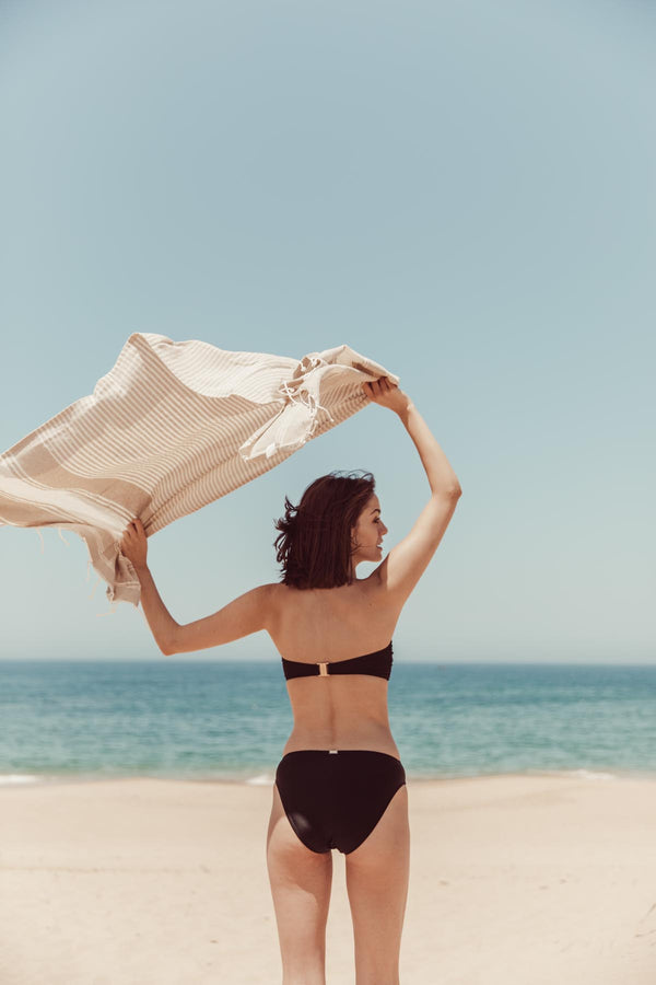 Bas de maillot de bain menstruel taille mi-haute nérée noir Réjeanne